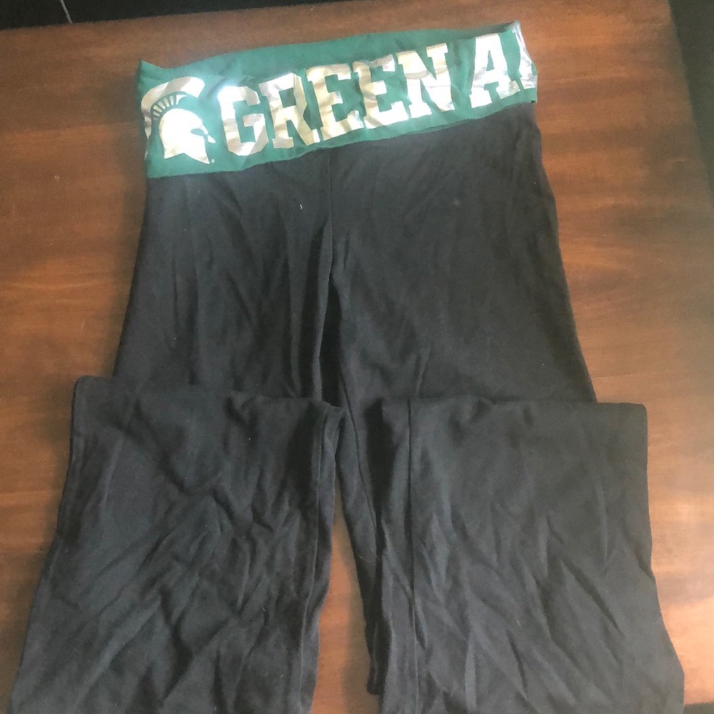 Yoga flare Pink pants-Michigan state